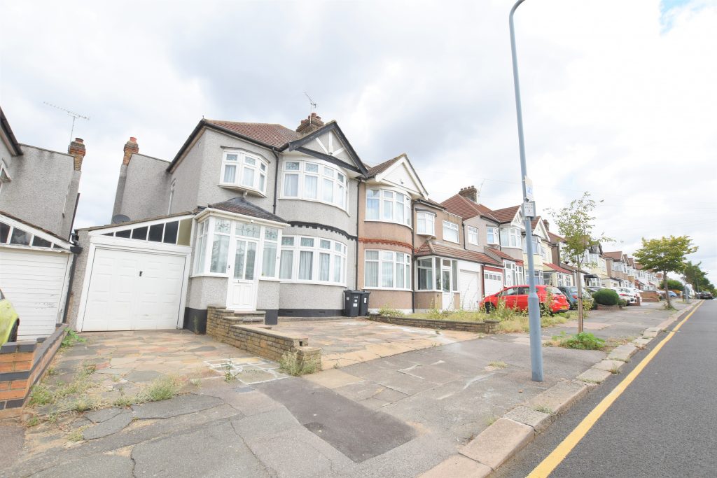 estate agents in Ilford